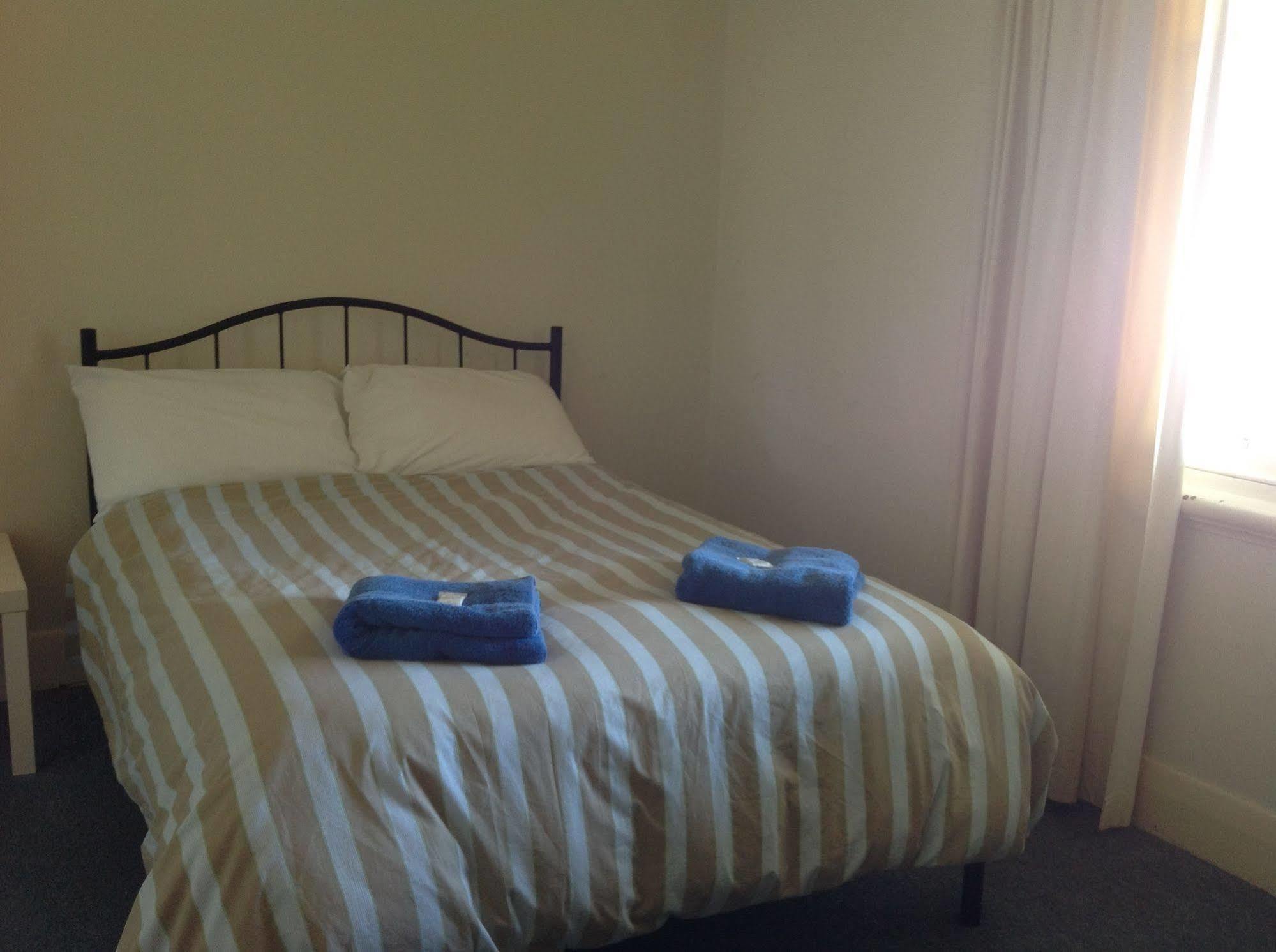 Kingston Se Crown Inn Hotel المظهر الخارجي الصورة